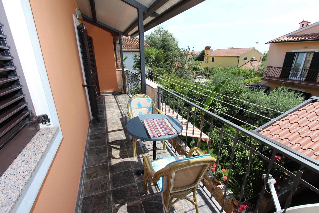 Apartments Marlina Rovinj Bagian luar foto