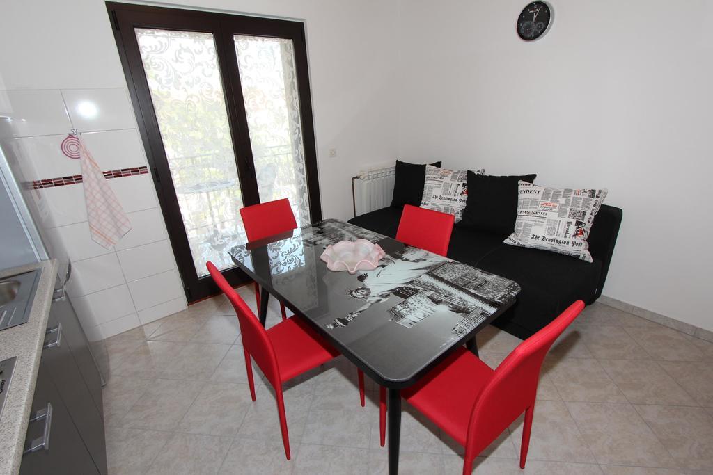 Apartments Marlina Rovinj Bagian luar foto