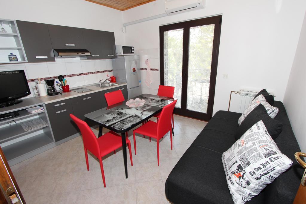 Apartments Marlina Rovinj Bagian luar foto
